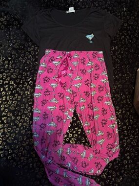 Sleep Junkie Women’s Margarita Pajama set